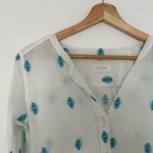Ann Taylor LOFT The Softened Shirt Long Sleeve Button Down Blouse